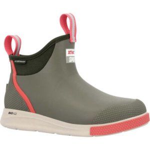 Xtratuf 6" ankle deck boot sport